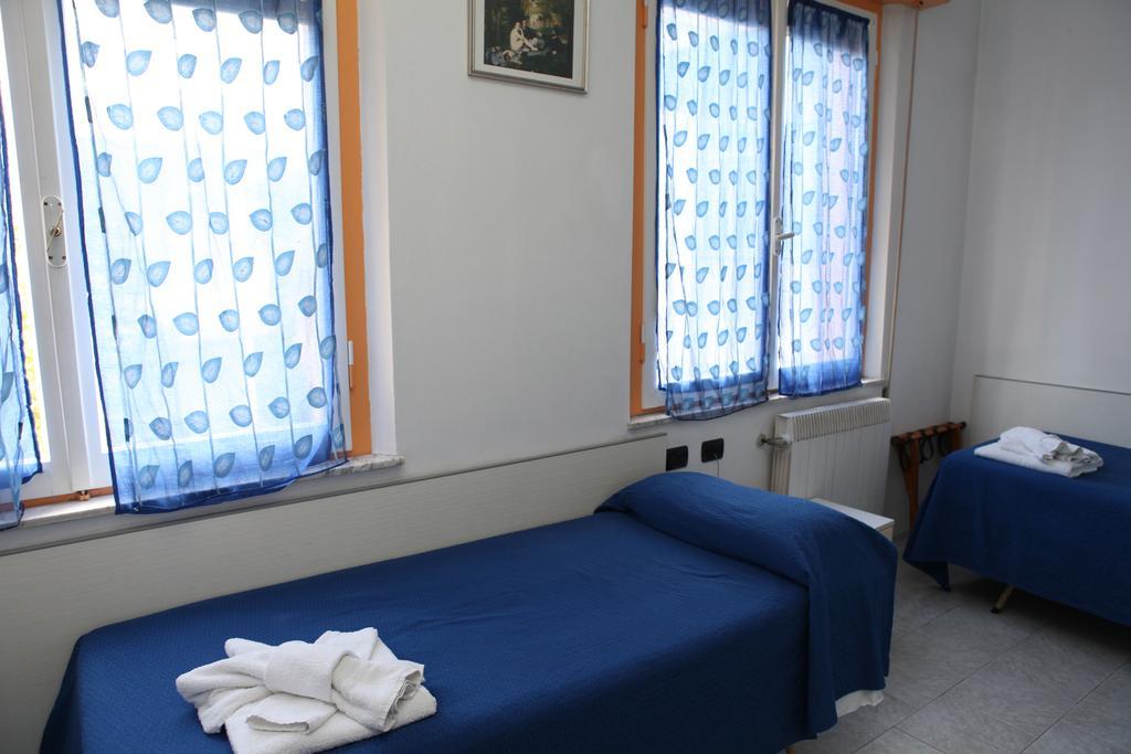 Hotel Saxon Rimini Kamer foto