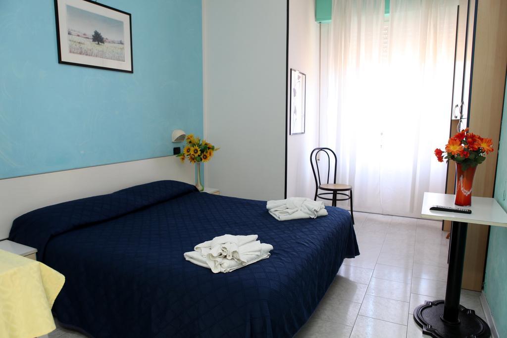Hotel Saxon Rimini Kamer foto