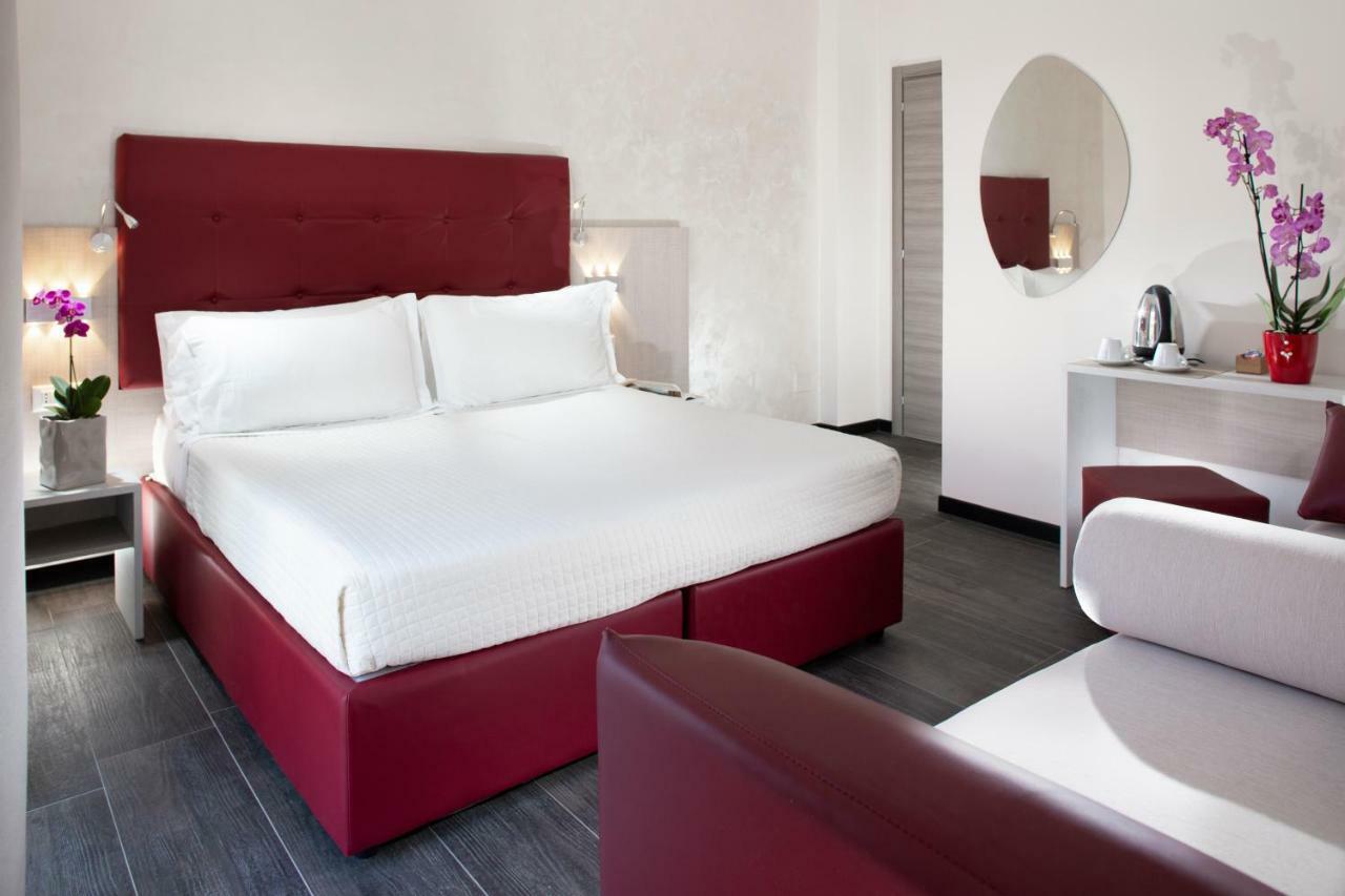 Hotel Saxon Rimini Buitenkant foto